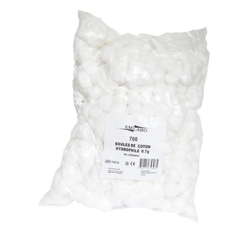 Le coton hydrophile en boule